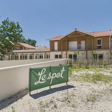 Laniakea - Pour 3 - Piscine Commune Apartment *